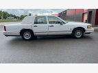 Thumbnail Photo 2 for 1992 Lincoln Town Car Signature